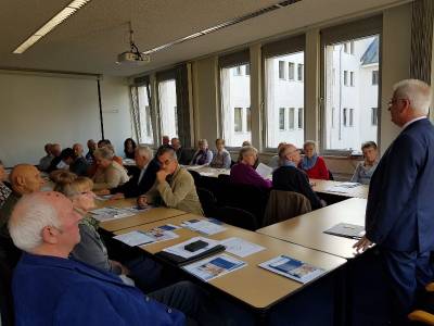 Landrat, Carsten Wulfnger, bei der Begrung